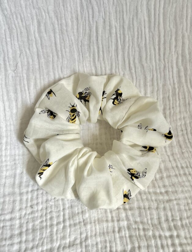 XL Scrunchie  |  Honeybee