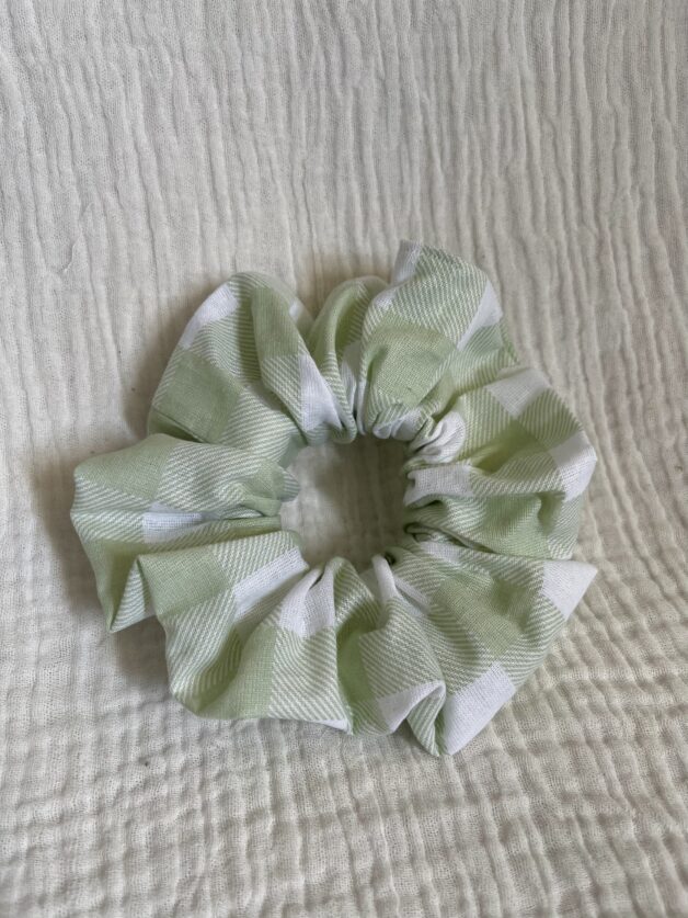 XL Scrunchie  |  Mint Picnic