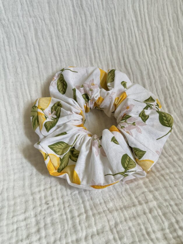 XL Scrunchie  |  Lemon Blossom